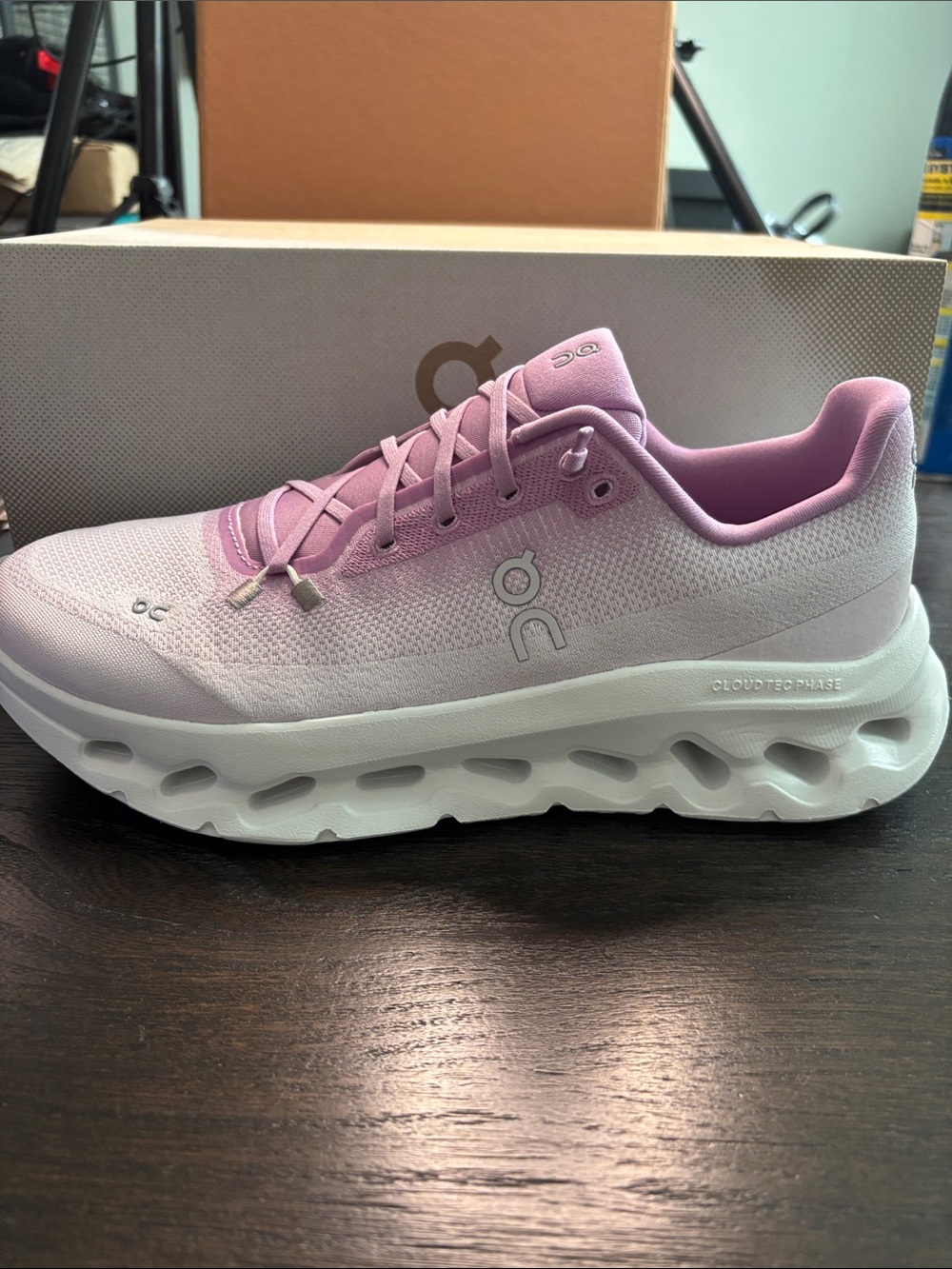 On Running Women’s Athletic Shoe - Light Pink/White